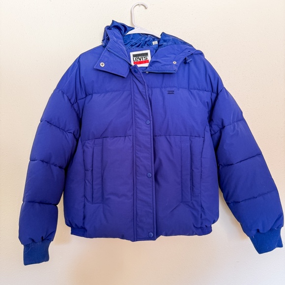 Levi's Women's Cinch Waist Puffer Jacket - Picture 3 of 8